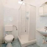 1 Bedroom Amazing In Biograd * 비오그라드나모루