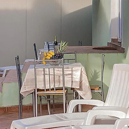 1 Bedroom Amazing In Biograd 公寓 比奥格勒·纳·莫鲁