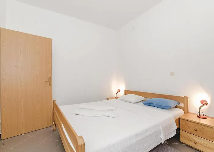 1 Bedroom Amazing In Biograd * Biograd Na Moru